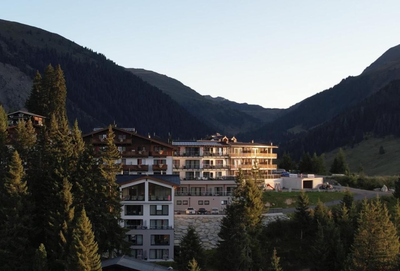 Ursprung Panorama Hotel Koenigsleiten Konigsleiten Bagian luar foto