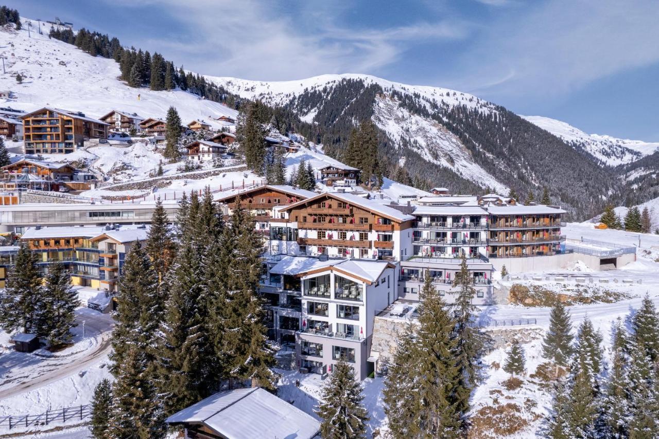 Ursprung Panorama Hotel Koenigsleiten Konigsleiten Bagian luar foto